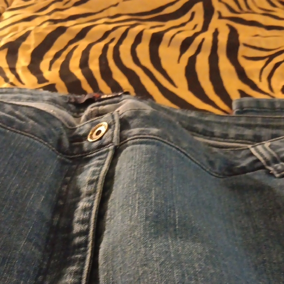 Classic Blue Denim Jeans - Picture 4 of 7